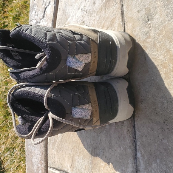 KEEN - Picture 3 of 8